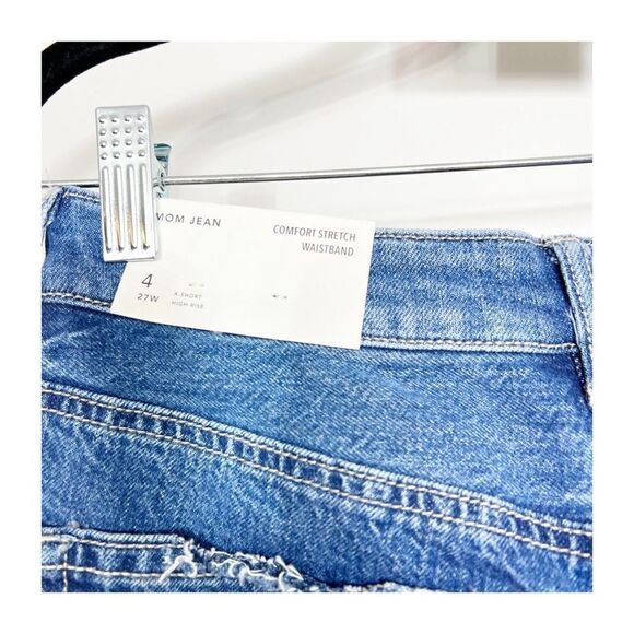 American Eagle Jeans Womens Mom Distressed Straight Size 4 Extra Short NEW - Picture 7 of 8